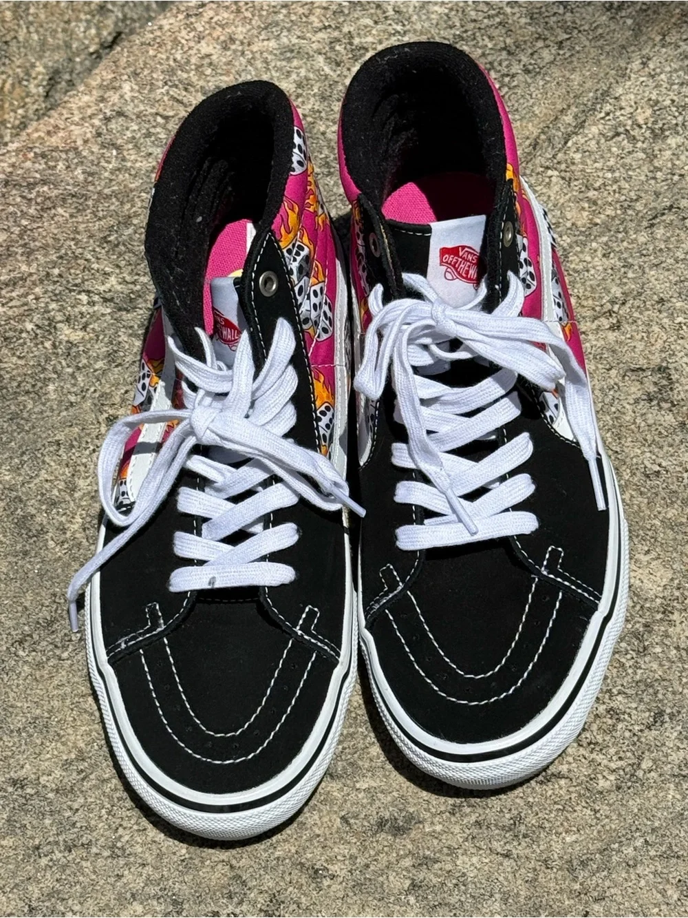 NWOT Vans Skate Sk8-Hi Fuchsia Fedora Flaming Dice Sneakers Size 9